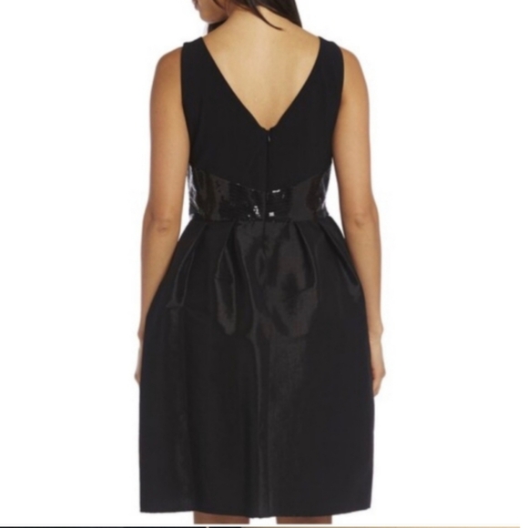 R & M Richards Size 4P Fit Flare Cocktail Dress - Picture 9 of 9